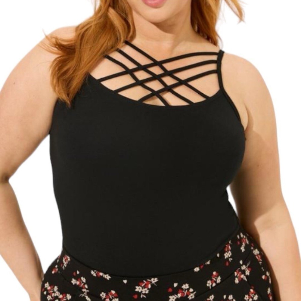 TORRID Black Foxy Strappy‎ Front Cami NWT  Size 2X